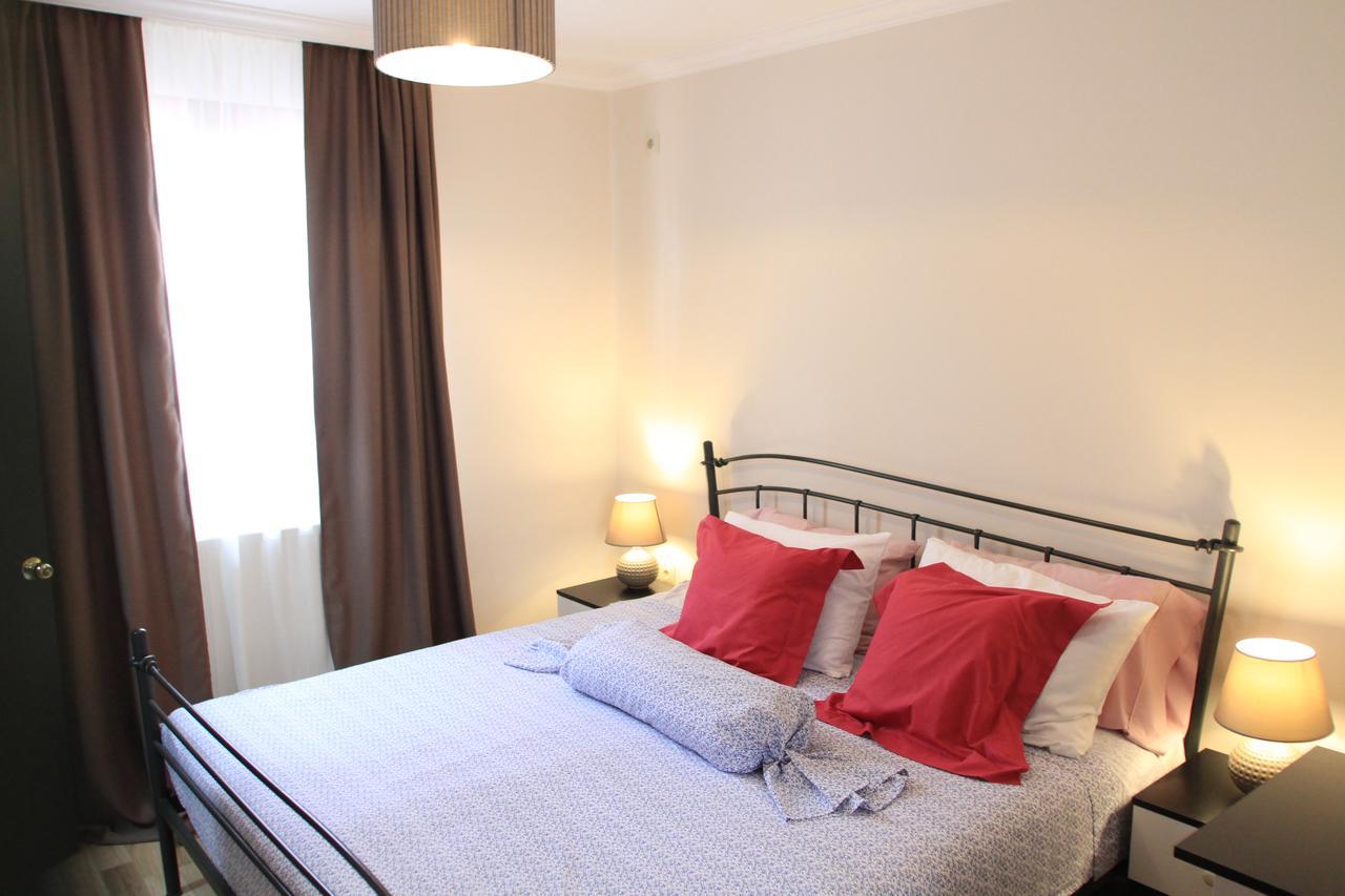 Home 12 Tbiliszi Kültér fotó