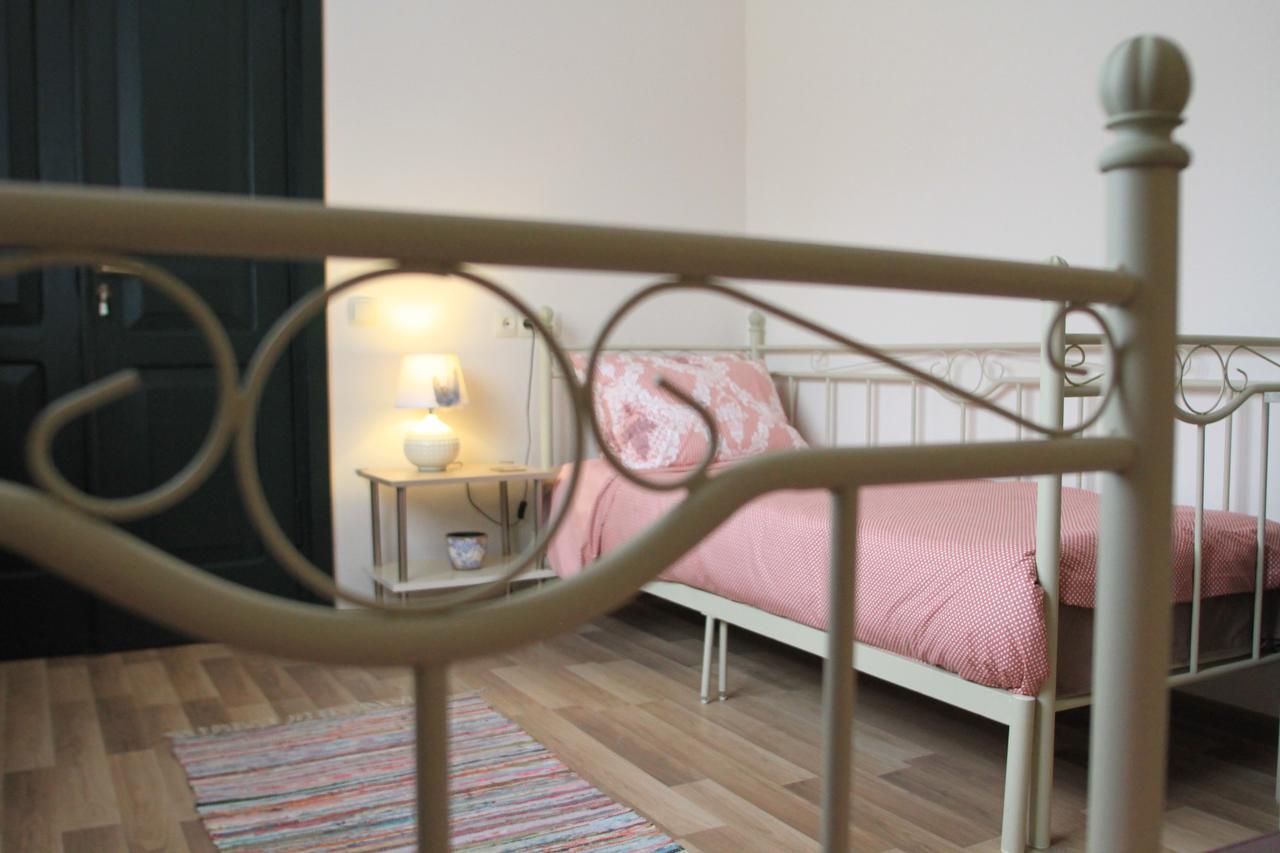 Home 12 Tbiliszi Kültér fotó